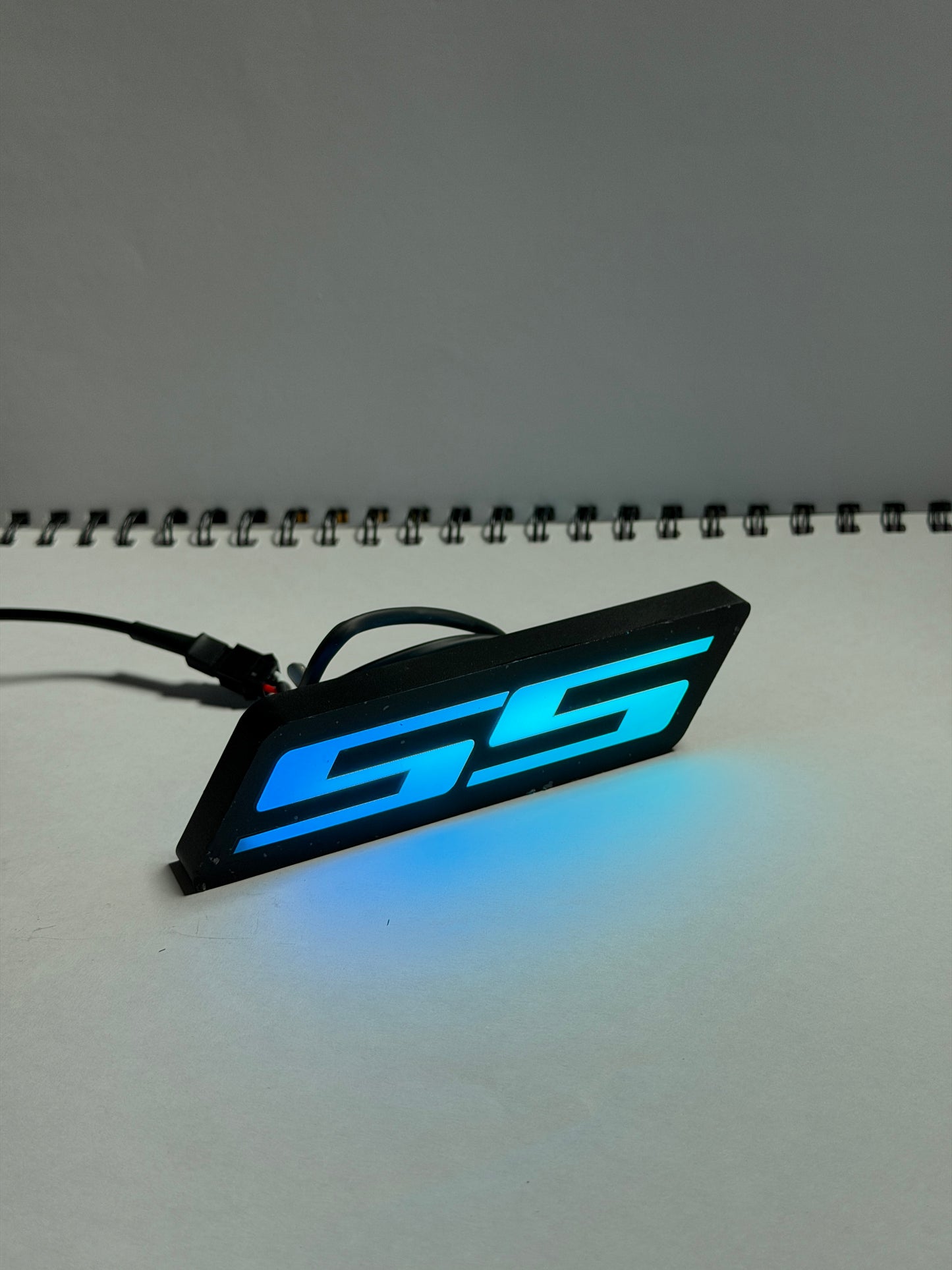 TuneAgent Flow LED RGB "SS" Emblem